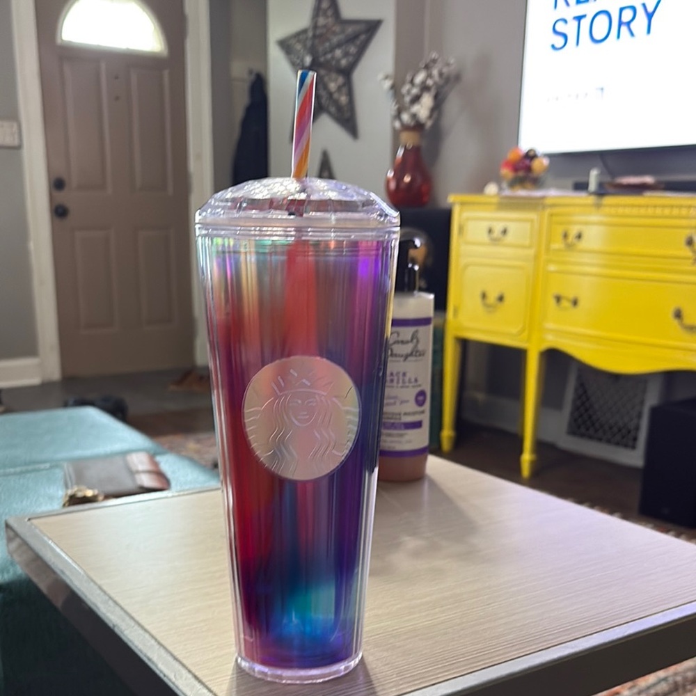 Starbucks 2021 Ombré Rainbow Pride Kaleidoscope Cold 27oz. Tumbler Cup